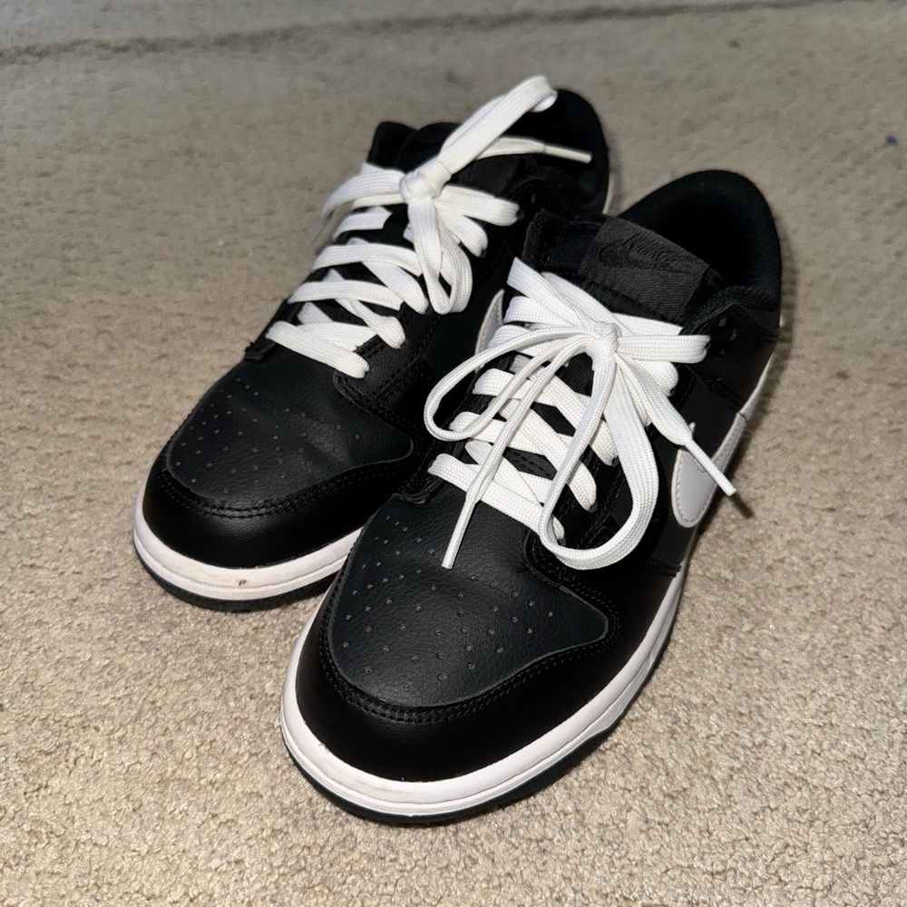 Nike Dunk Low - Reverse Panda Big kids 7Y